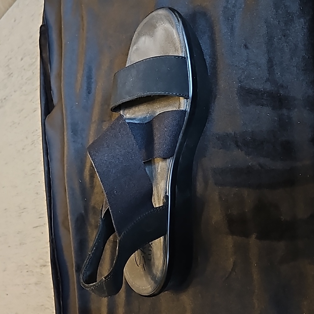 Sketchers luxefoam black suede and elastic  Sandals Size 8 - Picture 4 of 6